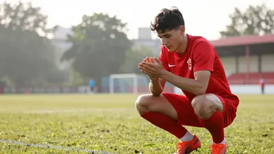 Canada will be without captain Alphonso Davies and goalkeeper Maxime Crepeau for their first post-World Cup friendlies...